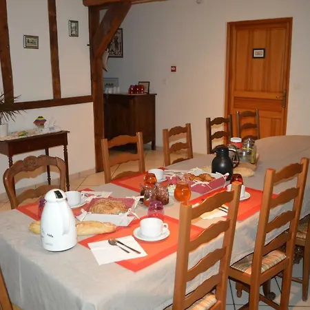 La Janenquelle Bed & Breakfast Sarry  Exterior photo